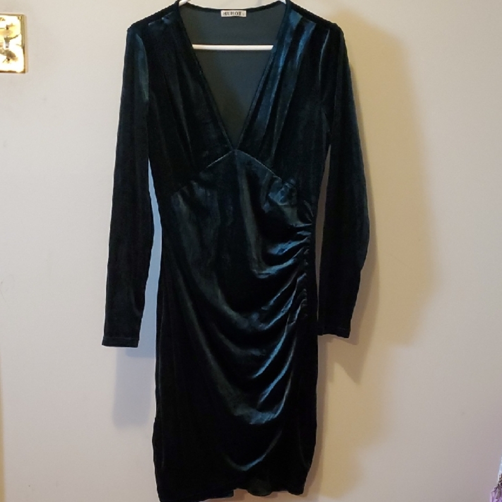 Eloquii Dark Green Velvet Long Sleeve Dress